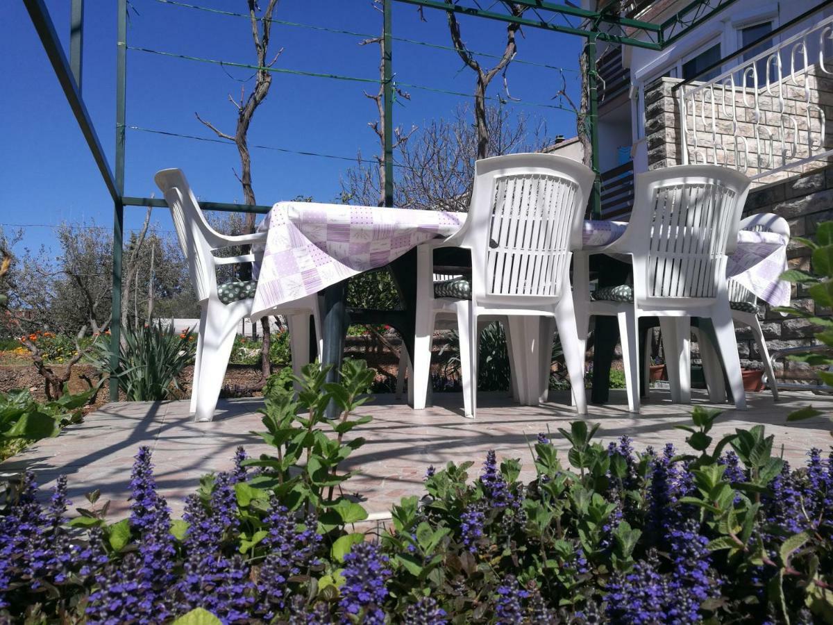Apartman Ban Brodarica  Exteriér fotografie