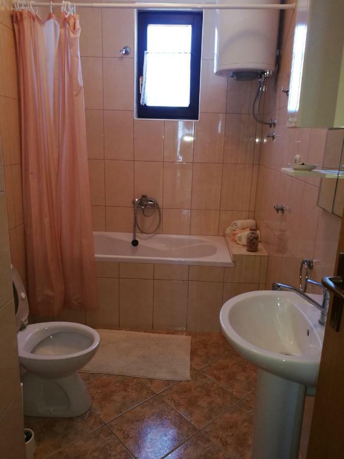 Apartman Ban Brodarica  Exteriér fotografie